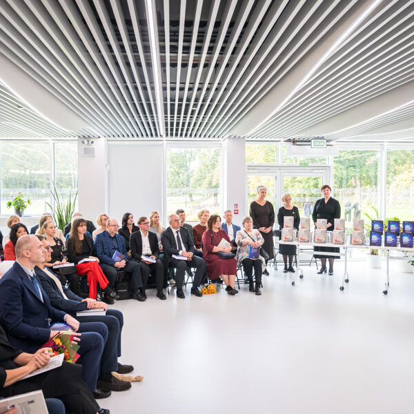 Grāmatas atvēršana